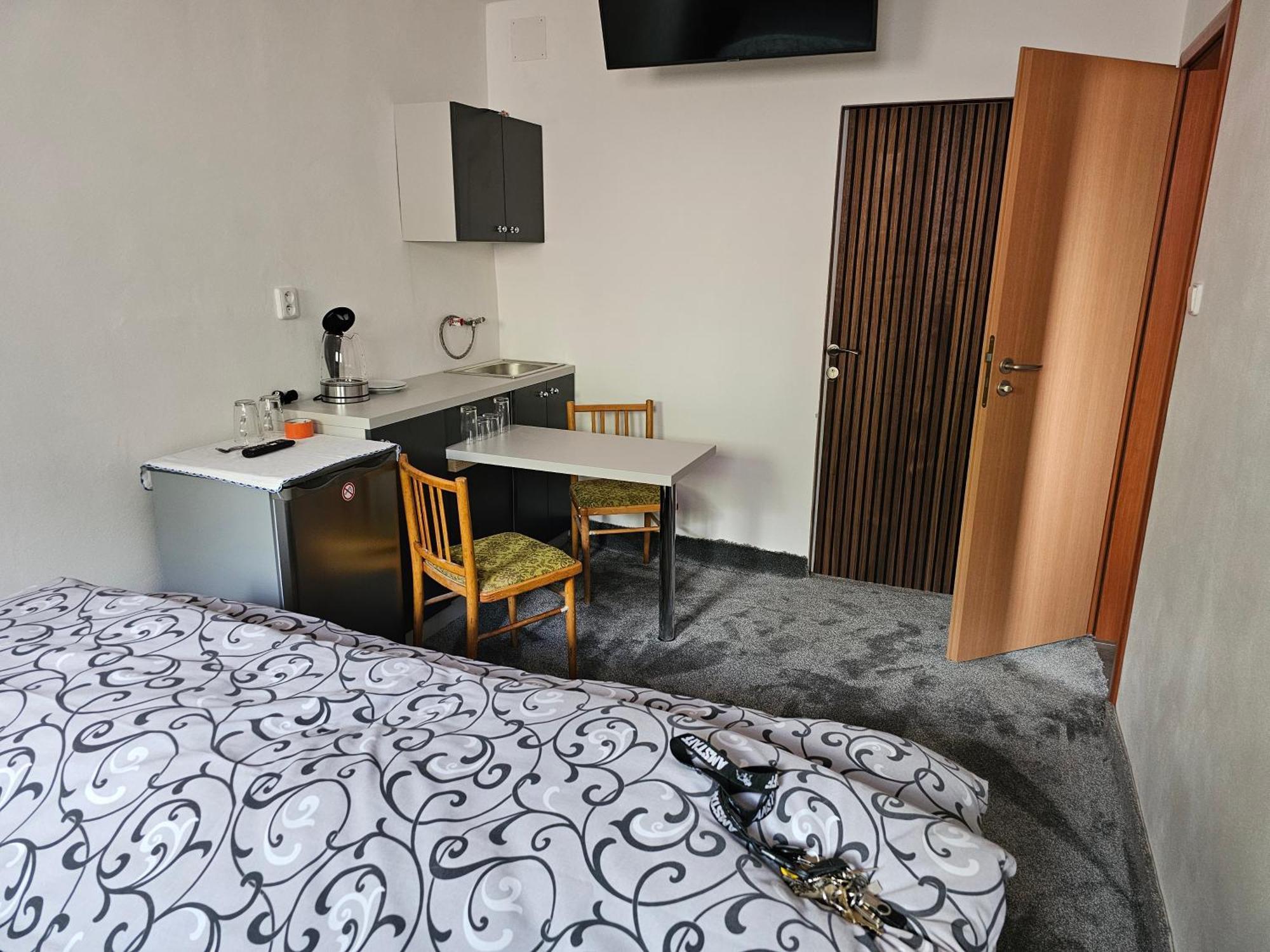 Hotel Koruna Rožnov pod Radhoštěm Eksteriør bilde