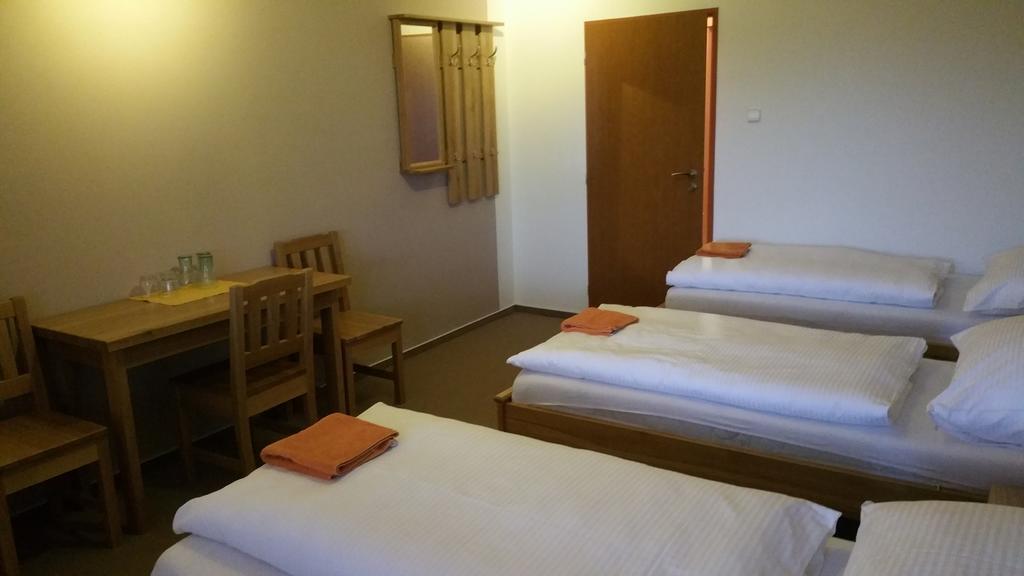 Hotel Koruna Rožnov pod Radhoštěm Rom bilde