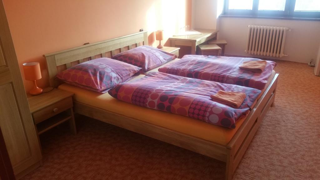 Hotel Koruna Rožnov pod Radhoštěm Rom bilde