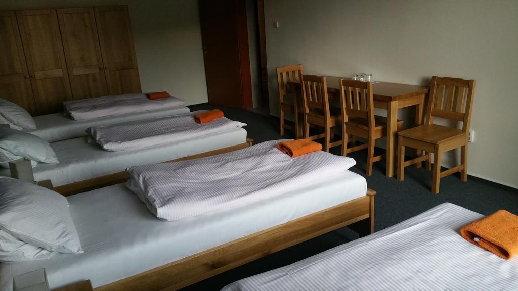 Hotel Koruna Rožnov pod Radhoštěm Rom bilde