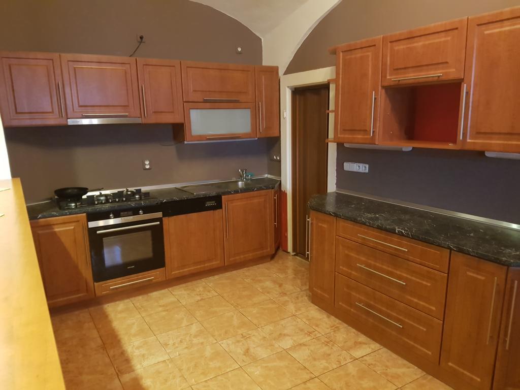 Hotel Koruna Rožnov pod Radhoštěm Eksteriør bilde